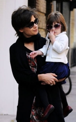 Katie Holmes no se separa de Suri